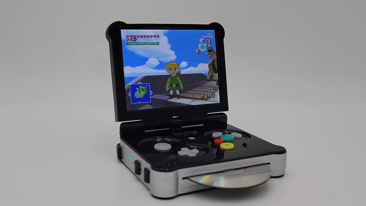 Random: Console mods make the ‘Dummy Portable GameCube’ a reality