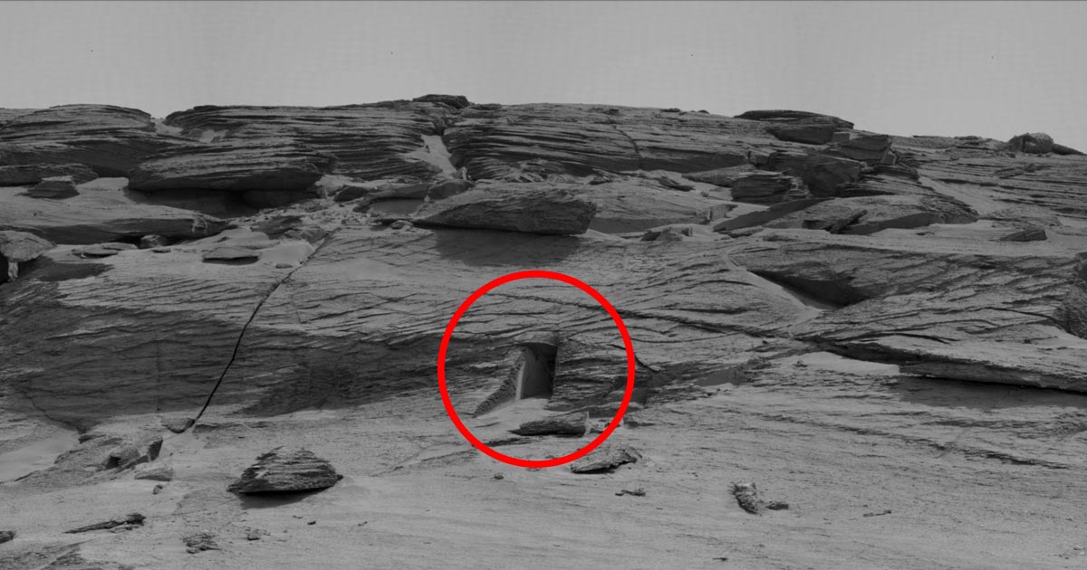 Bad News!  This ‘door’ on Mars doesn’t look like much when zoomed out