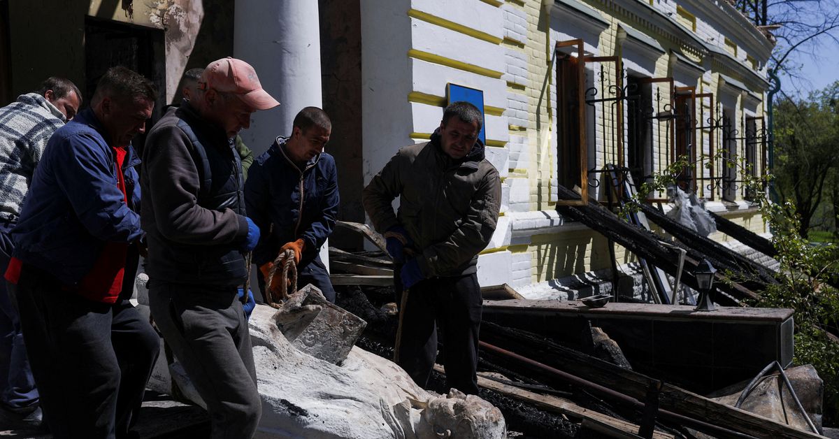 Ukraine’s Zelensky “silent” after bombing destroyed a museum dedicated to the poet