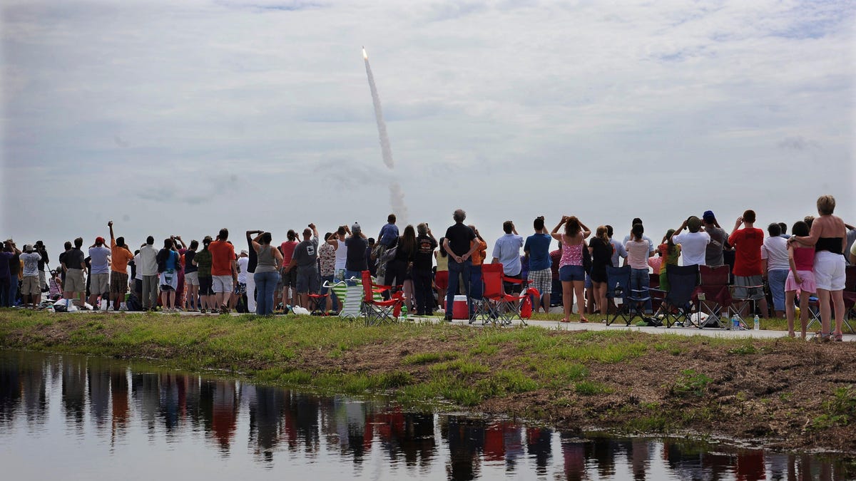Giant crowds expected for inaugural launch of NASA’s giant rocket