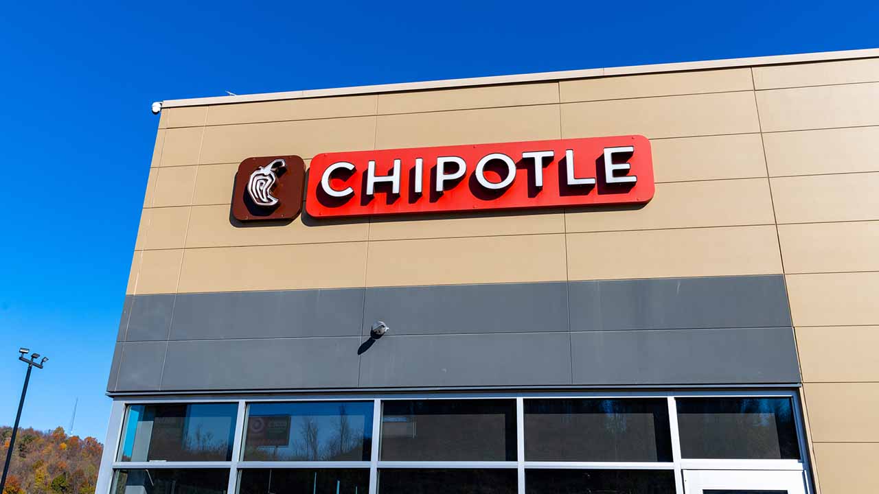 Chipotle ends ‘hack’ that allowed customers to order  of burritos