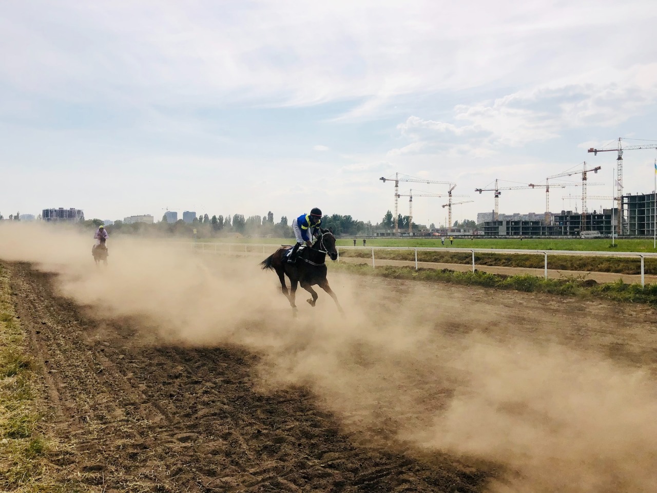 How Popular Is Horse Racing In Canada?