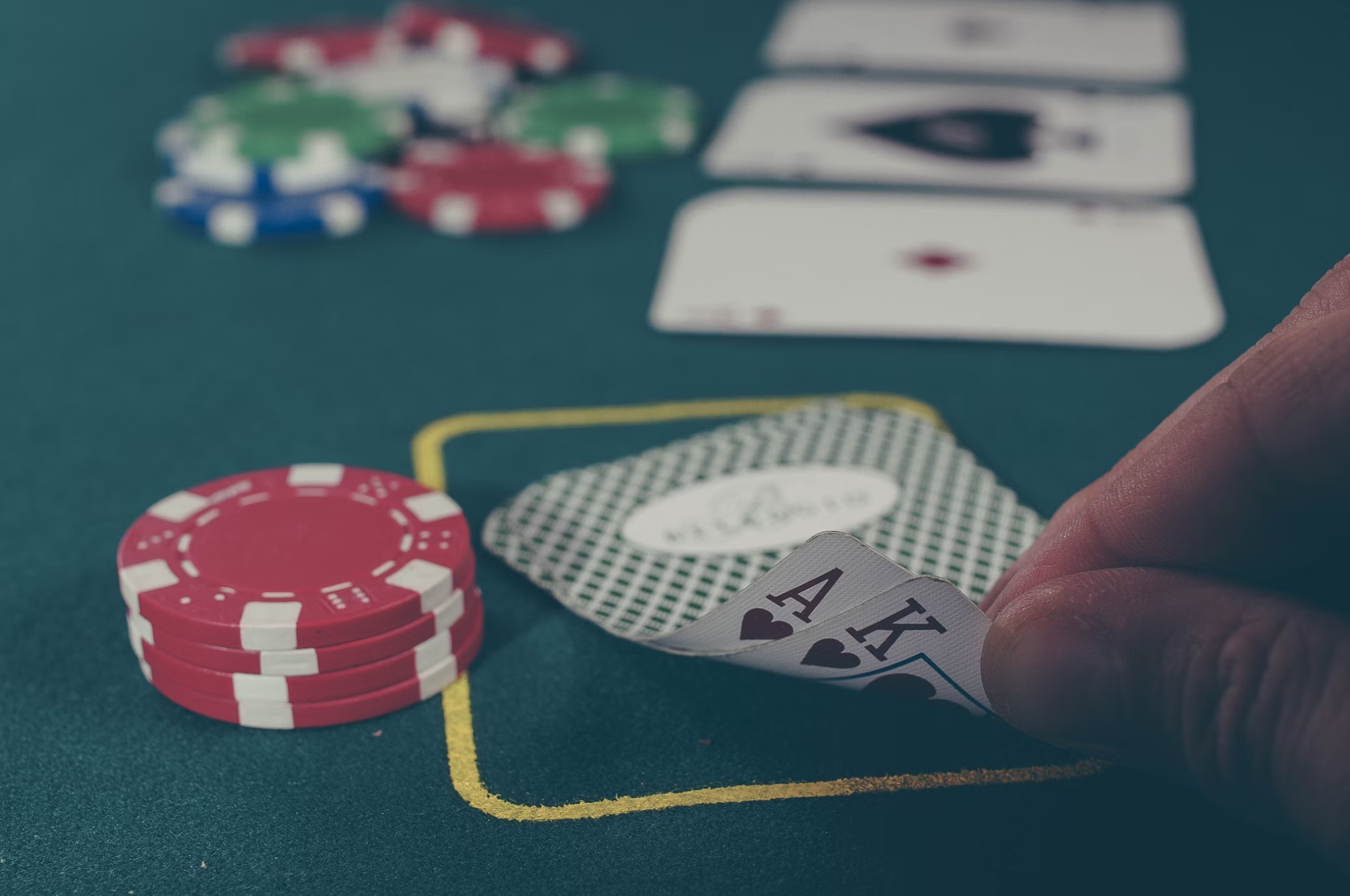 Responsible Gambling in Canada: Tips for Safe and Enjoyable Gameplay